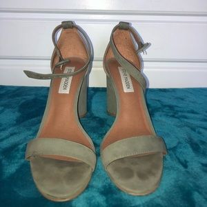 Steve Madden Olive green sandals